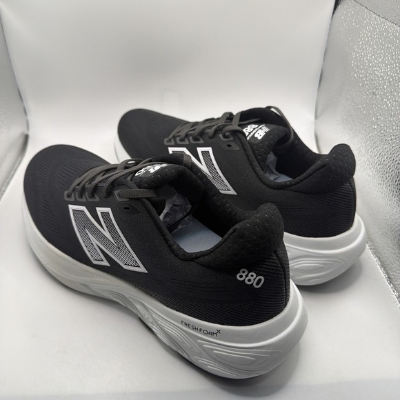 New Balance Men\'s Running Shoe X 880v 15  BLACK/WHITE Size 11.5D New main image 6